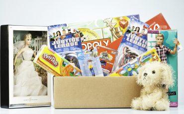 How to Give Back During the Holidays